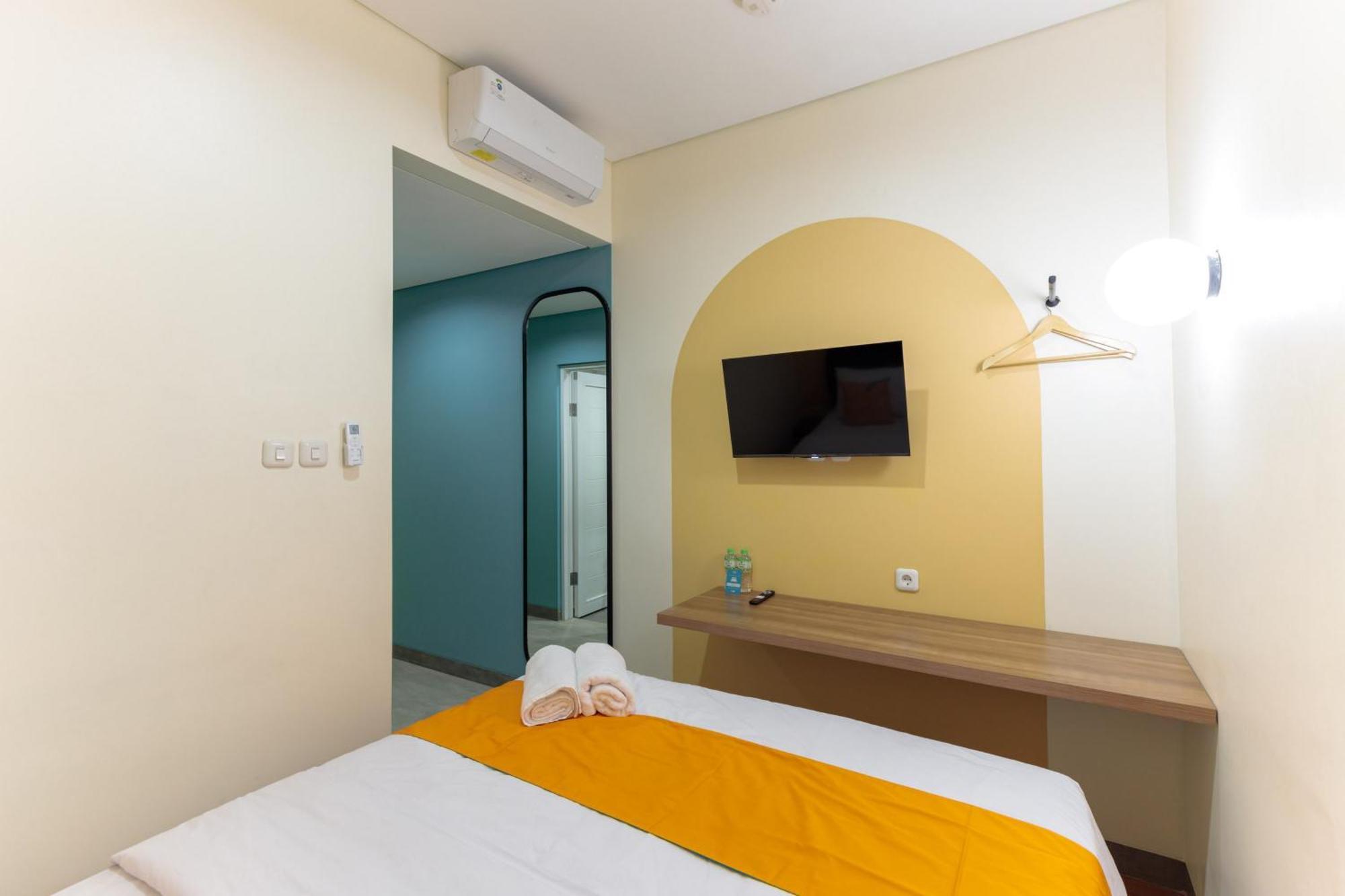Sans Hotel Kelapa Gading Jakarta Exterior foto